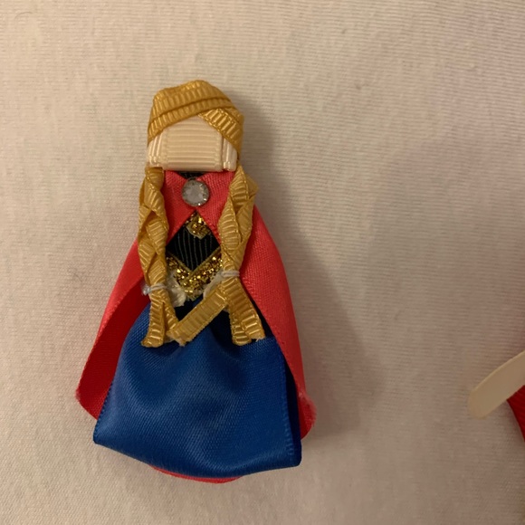 🎀3 Disney Princess Hair Bows🎀 - Picture 5 of 5